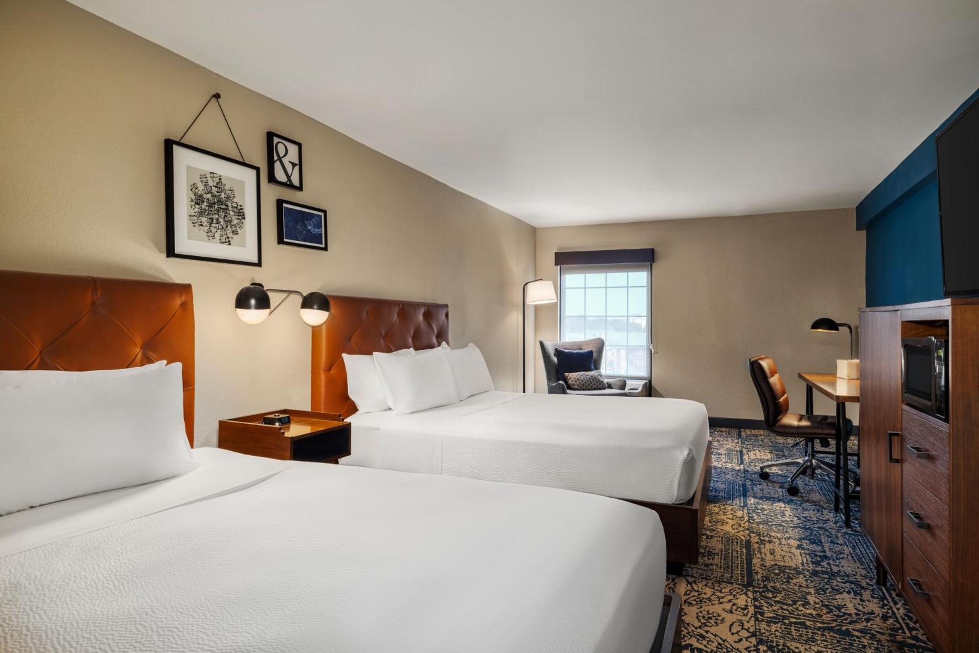 Four Points By Sheraton Greensboro Airport Exterior photo
