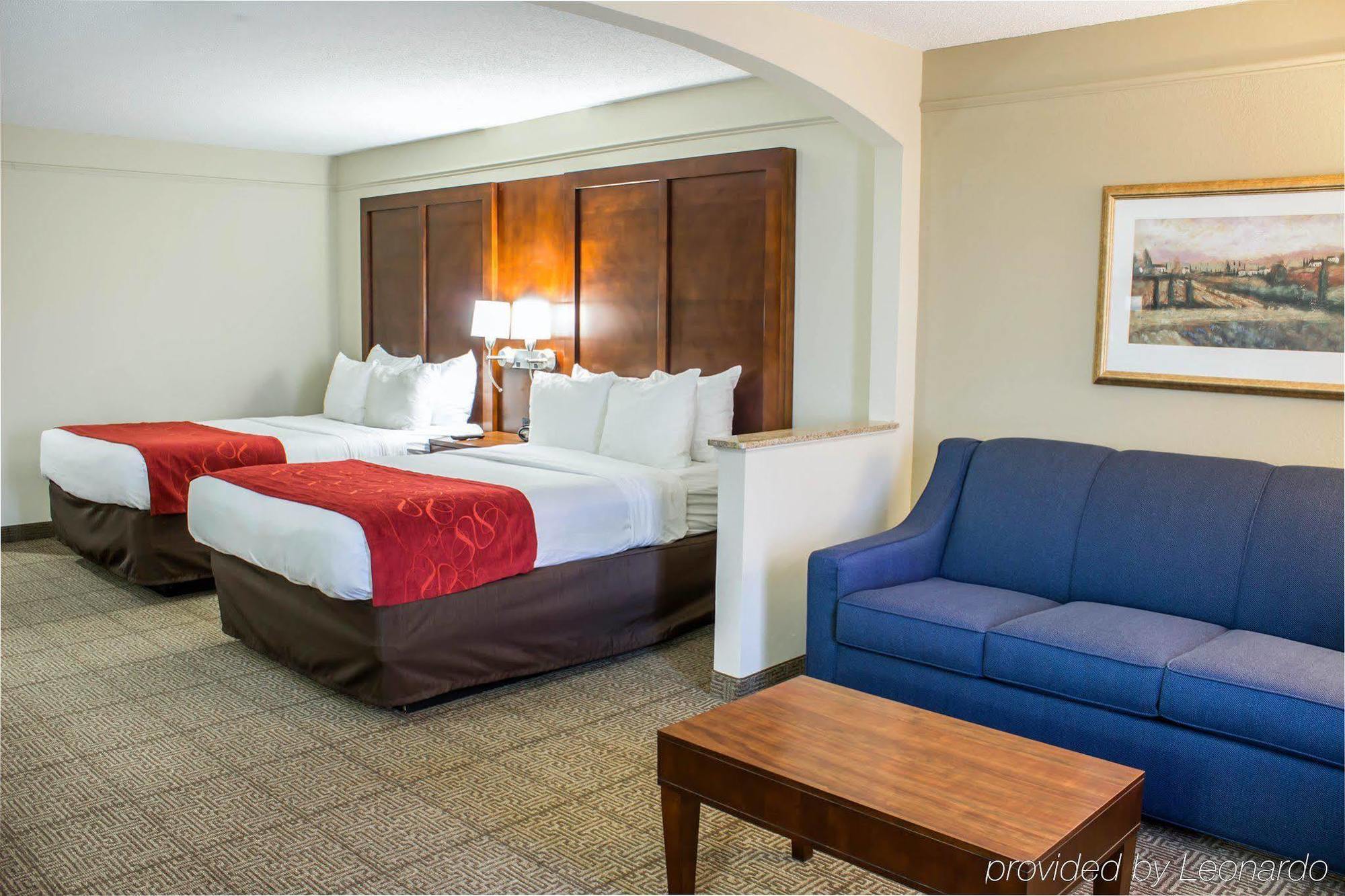 Four Points By Sheraton Greensboro Airport Exterior photo